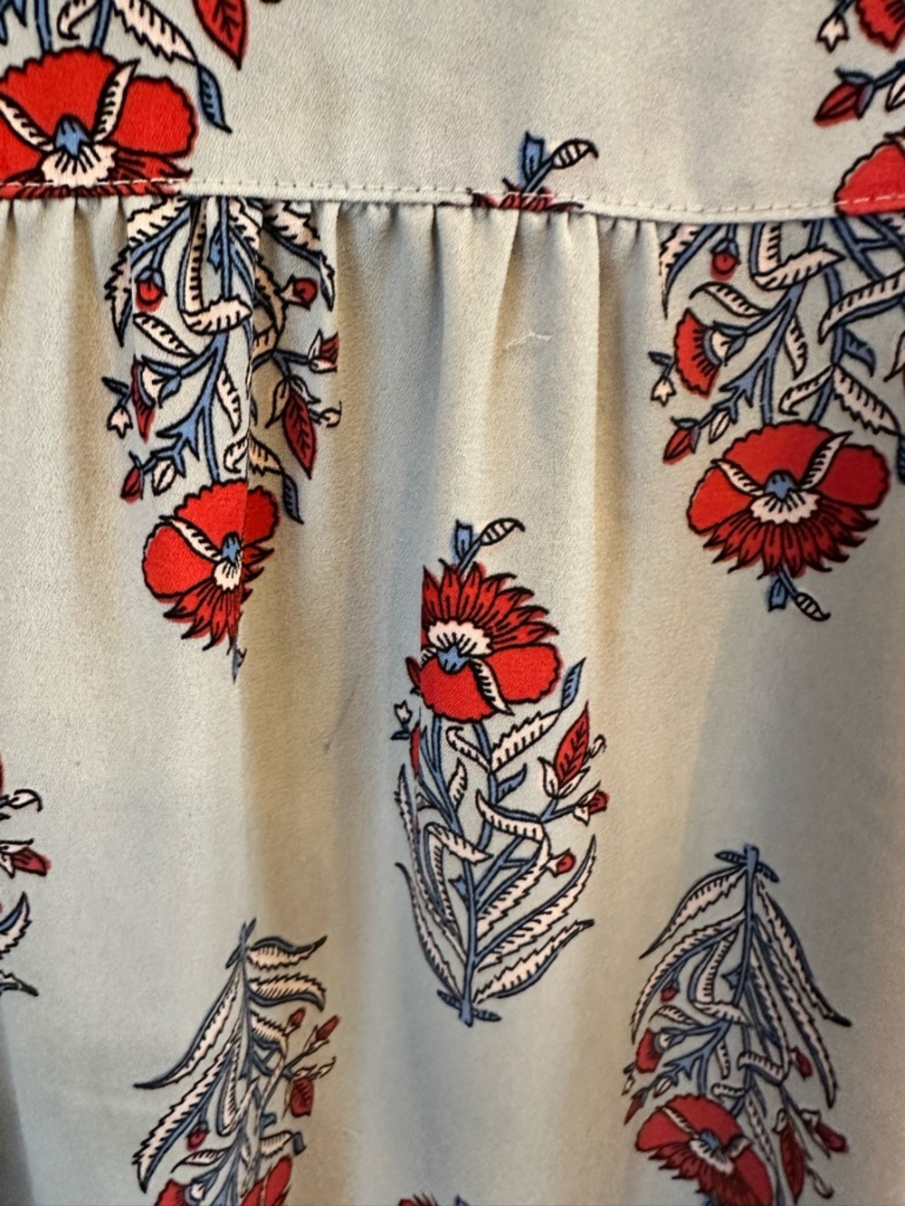 LOFT Ivory Gray Long-Sleeve Floral Peasant Blouse with Red Print sz L - Picture 8 of 13